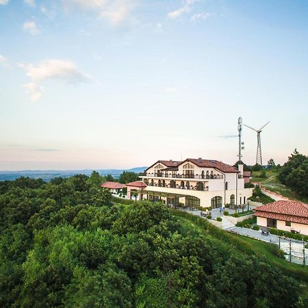 Zaara Estate Winery Hotel & Spa Glavan Exterior photo
