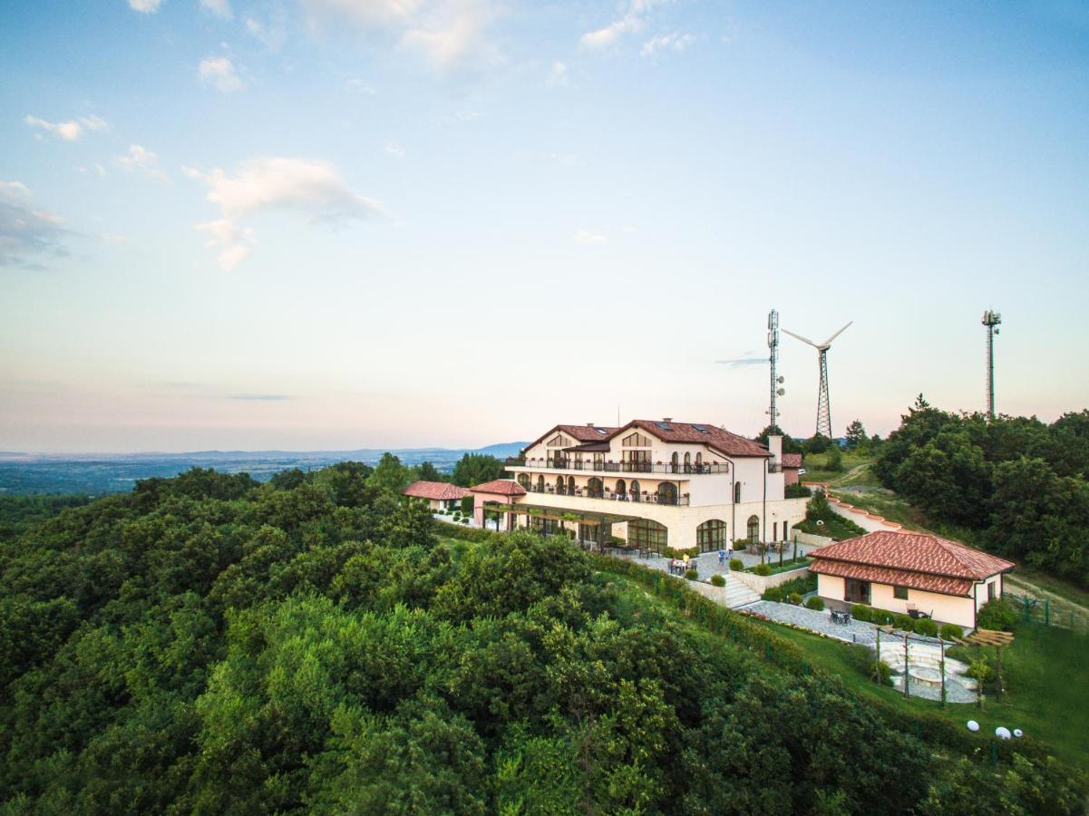 Zaara Estate Winery Hotel & Spa Glavan Exterior photo