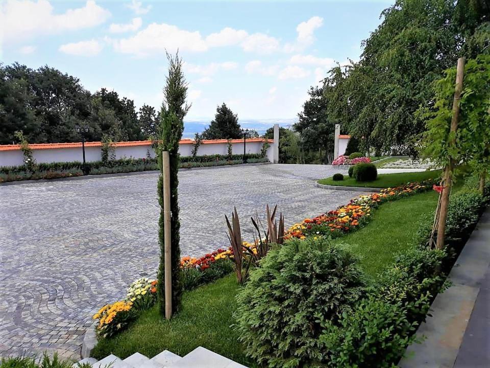Zaara Estate Winery Hotel & Spa Glavan Exterior photo