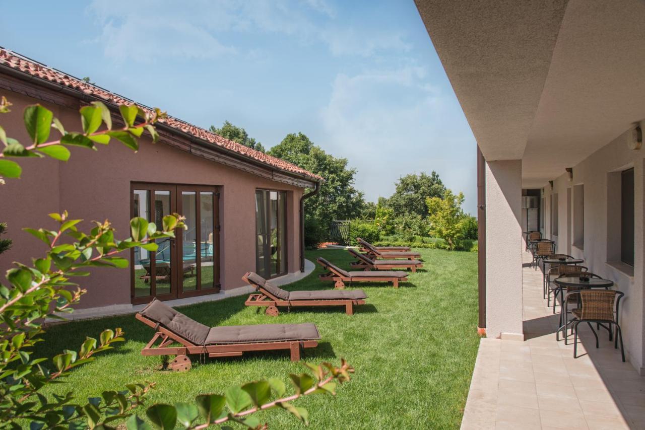 Zaara Estate Winery Hotel & Spa Glavan Exterior photo