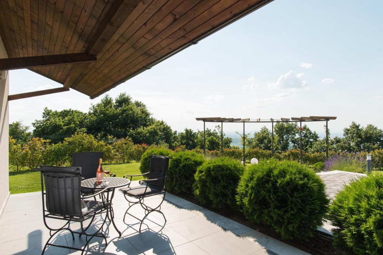 Zaara Estate Winery Hotel & Spa Glavan Exterior photo